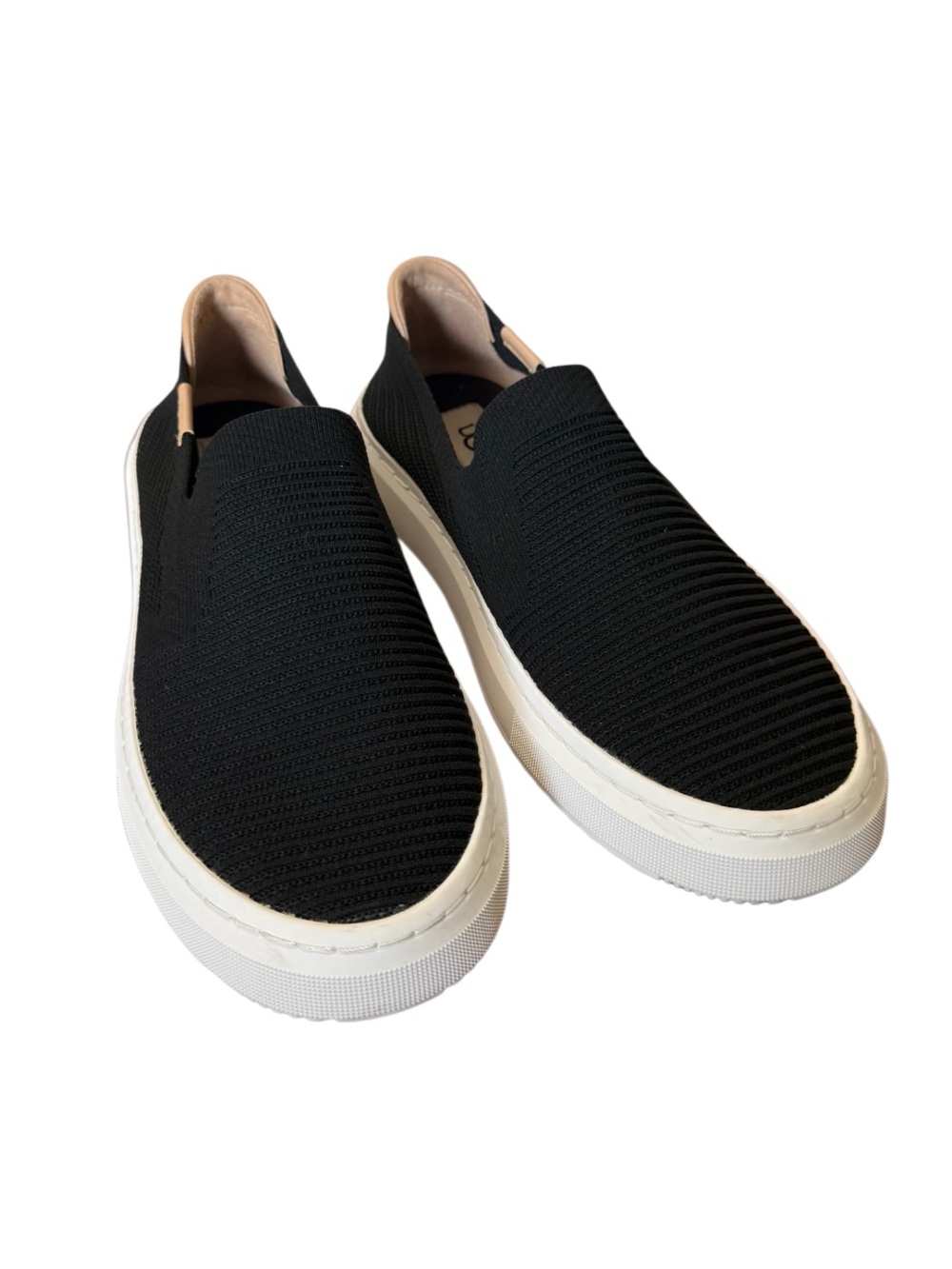 UGG Alameda Sammy Black Knit Slip-On Sneakers with White PlatformSize 8.5